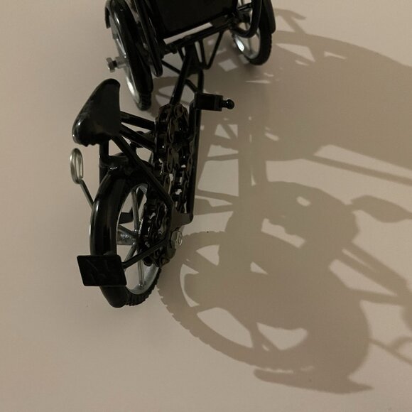 Rickshaw Pedal Taxi Cart Metal Vietnam Gold Coin Seat Cycle Canopy Becak - Picture 15 of 15